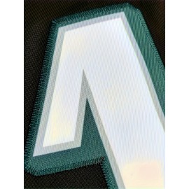 Customized large-sized football jerseys for women, personalized teams and numbers, soft fabrics, ideal outdoor sports and casual wear